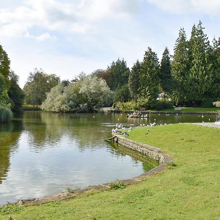 Holy Waters Villa Staveley  Bagian luar foto